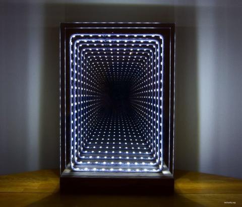 infinity mirror